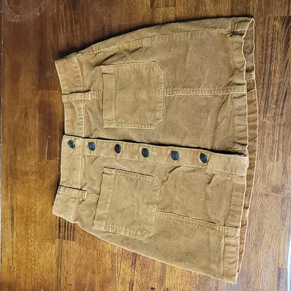 Mudd FLX Stretch Corduroy Skirt in Butterscotch